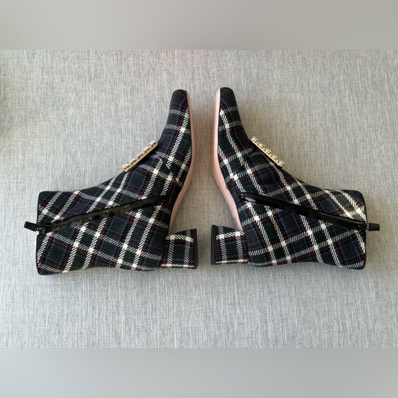 New Roger Vivier TRES VIVIER STRASS PIP booties with buckle, size 40 - Picture 6 of 9